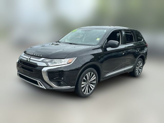2020 Mitsubishi Outlander ES