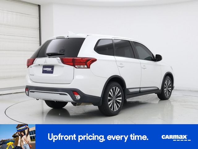 2020 Mitsubishi Outlander ES