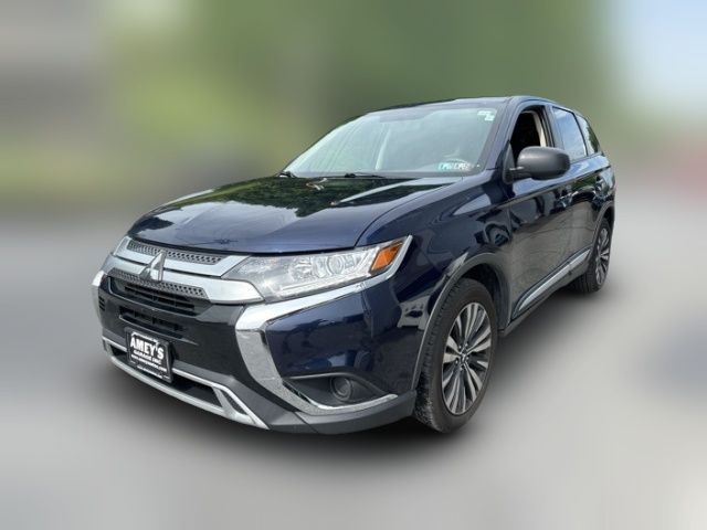 2020 Mitsubishi Outlander ES