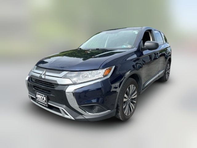 2020 Mitsubishi Outlander ES