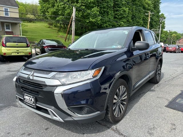 2020 Mitsubishi Outlander ES