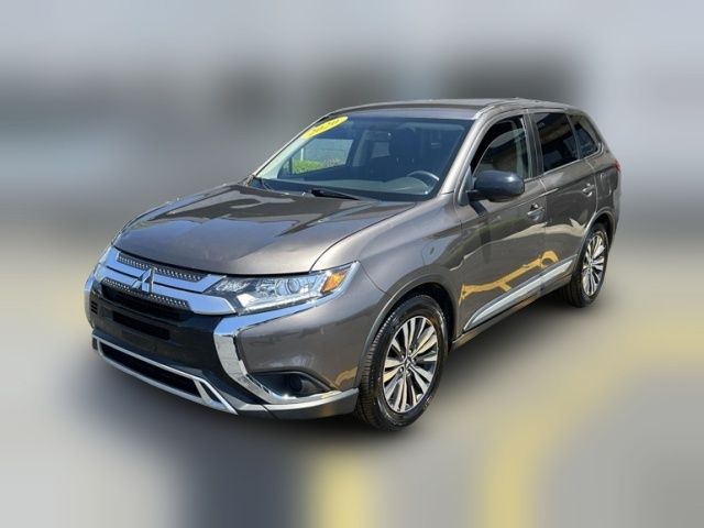 2020 Mitsubishi Outlander ES