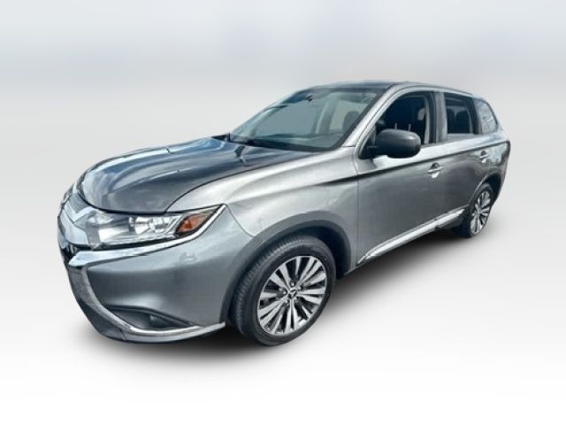 2020 Mitsubishi Outlander ES
