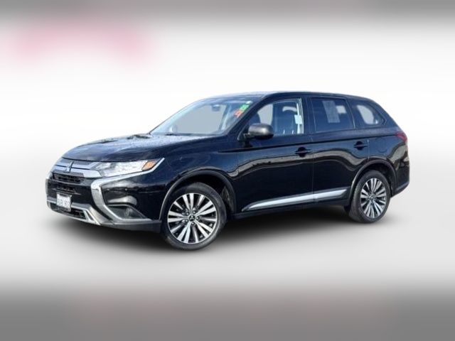 2020 Mitsubishi Outlander ES