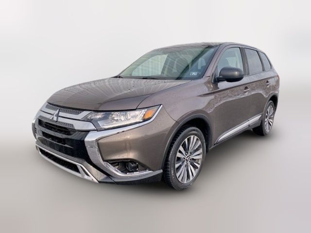 2020 Mitsubishi Outlander ES