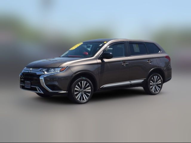 2020 Mitsubishi Outlander ES