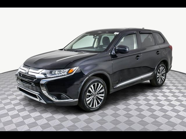 2020 Mitsubishi Outlander ES