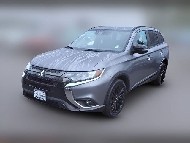 2020 Mitsubishi Outlander LE