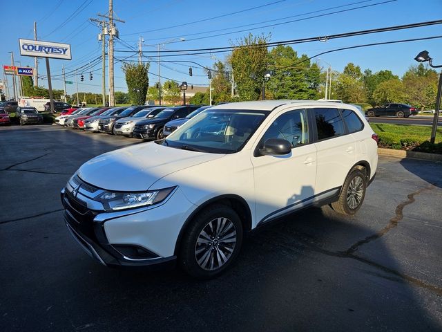 2020 Mitsubishi Outlander ES