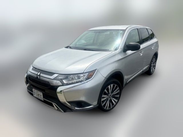 2020 Mitsubishi Outlander ES