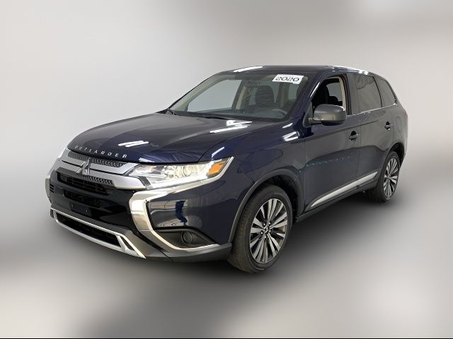 2020 Mitsubishi Outlander ES