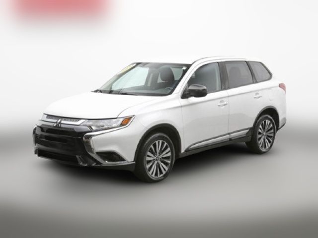 2020 Mitsubishi Outlander ES