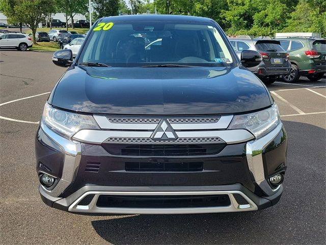 2020 Mitsubishi Outlander SE