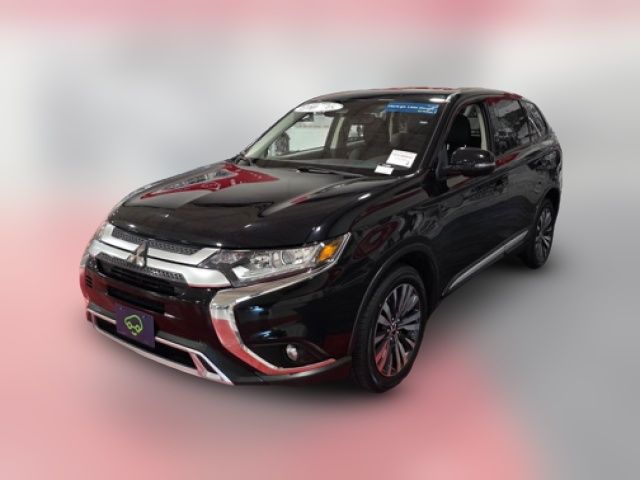 2020 Mitsubishi Outlander ES