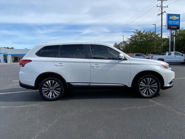 2020 Mitsubishi Outlander ES