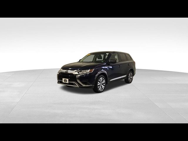 2020 Mitsubishi Outlander ES