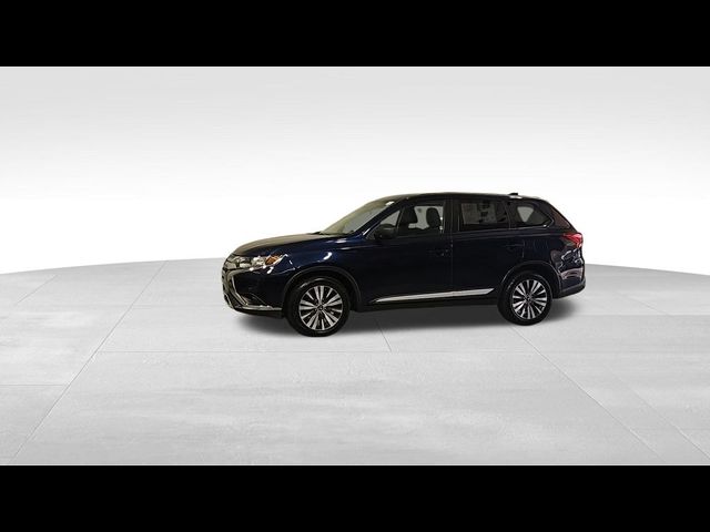 2020 Mitsubishi Outlander ES