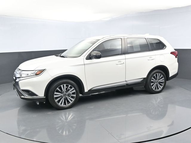 2020 Mitsubishi Outlander ES