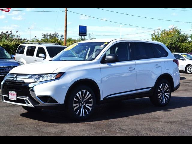 2020 Mitsubishi Outlander ES