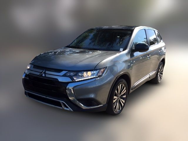 2020 Mitsubishi Outlander ES