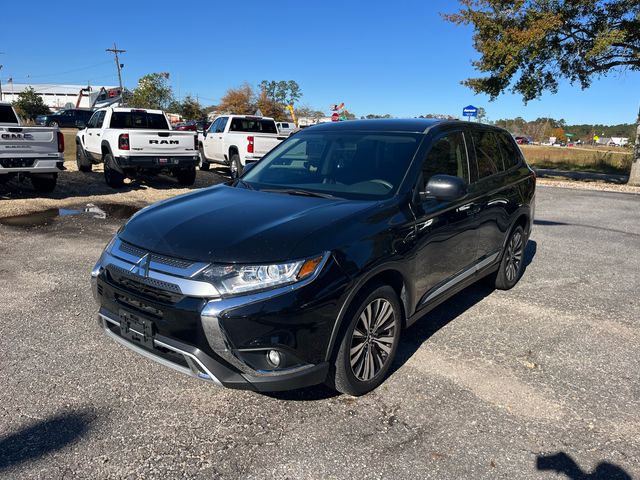 2020 Mitsubishi Outlander ES