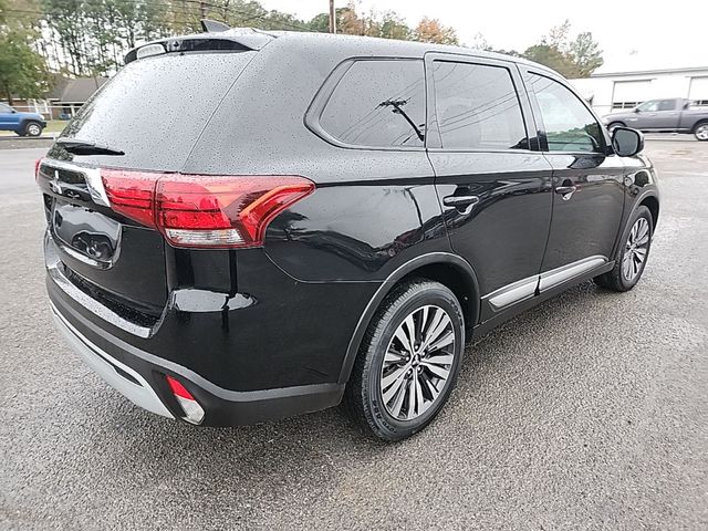 2020 Mitsubishi Outlander ES