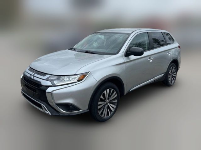 2020 Mitsubishi Outlander ES