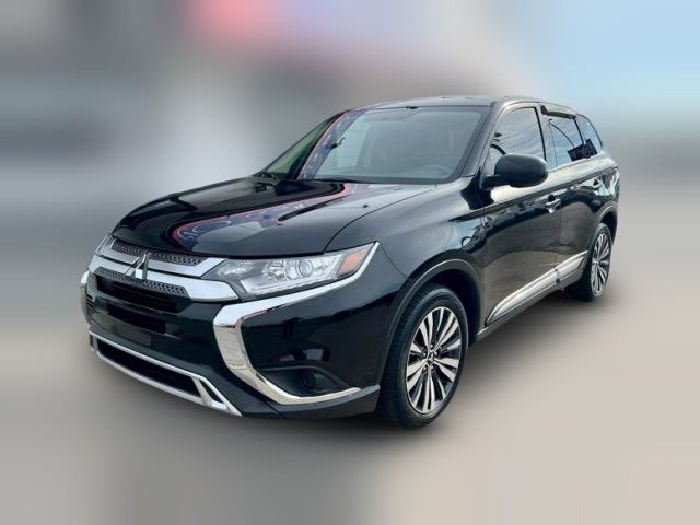 2020 Mitsubishi Outlander ES