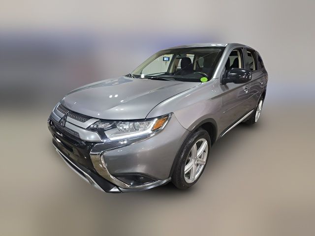 2020 Mitsubishi Outlander ES