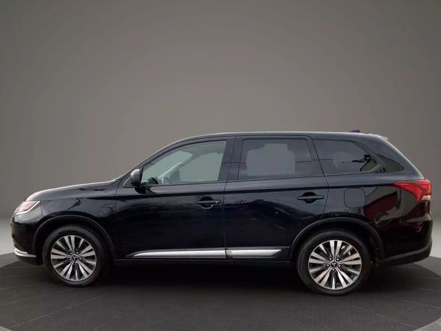 2020 Mitsubishi Outlander ES