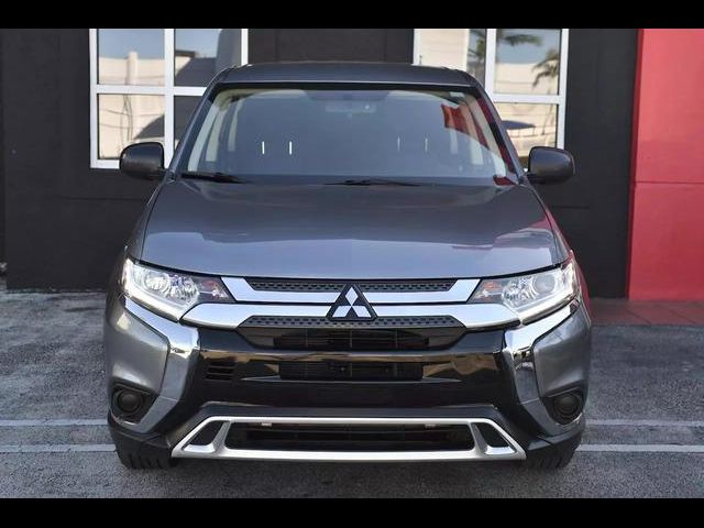 2020 Mitsubishi Outlander ES