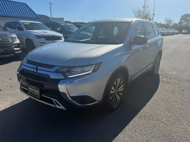 2020 Mitsubishi Outlander ES