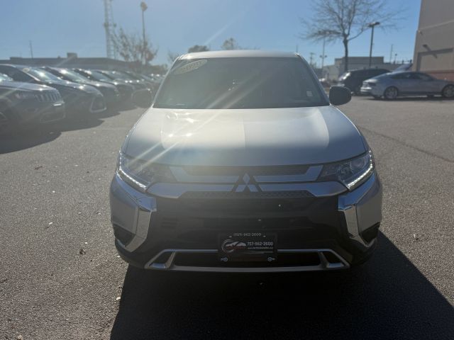 2020 Mitsubishi Outlander ES