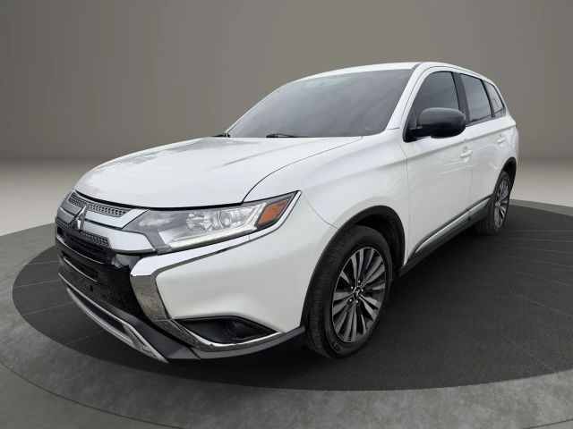 2020 Mitsubishi Outlander ES