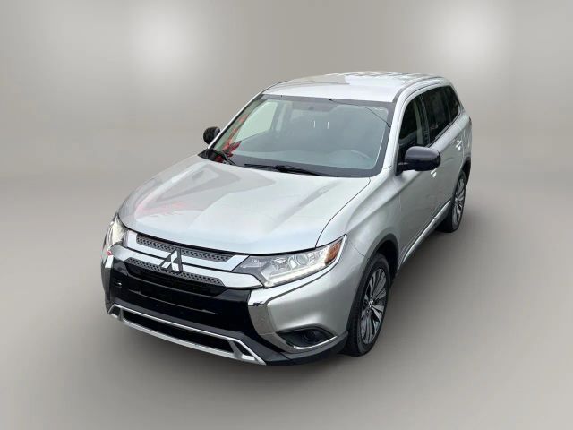 2020 Mitsubishi Outlander ES