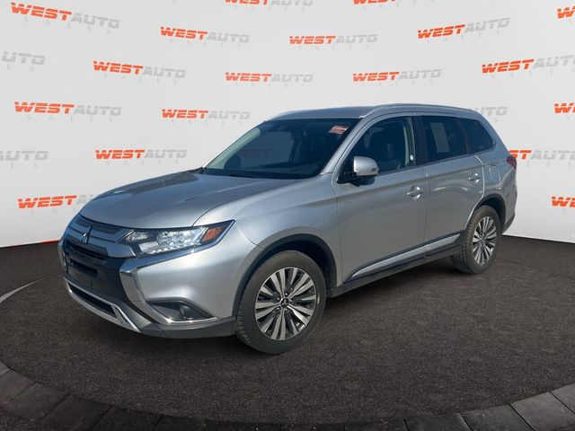 2020 Mitsubishi Outlander LE