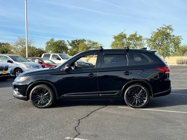 2020 Mitsubishi Outlander LE