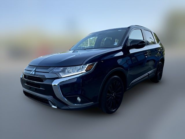 2020 Mitsubishi Outlander LE