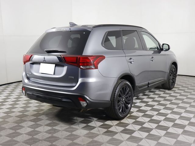 2020 Mitsubishi Outlander LE