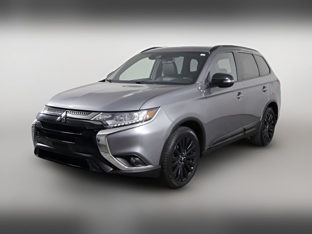 2020 Mitsubishi Outlander LE