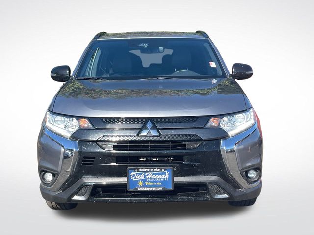 2020 Mitsubishi Outlander LE