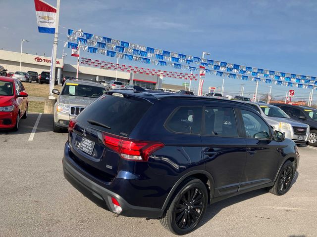 2020 Mitsubishi Outlander LE