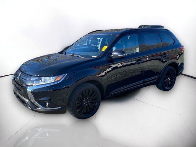 2020 Mitsubishi Outlander LE