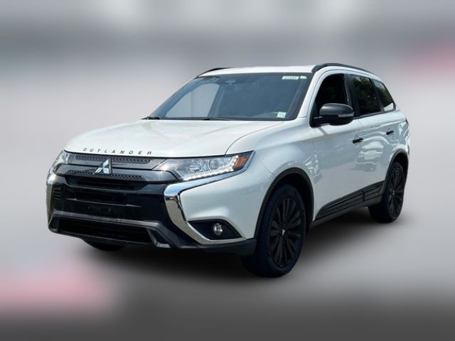 2020 Mitsubishi Outlander LE