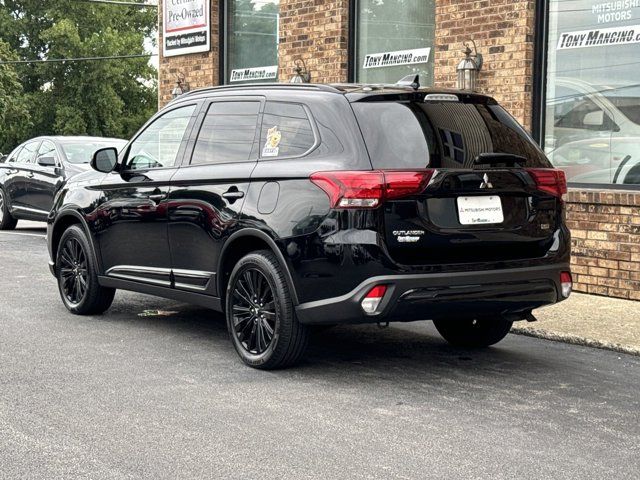 2020 Mitsubishi Outlander LE