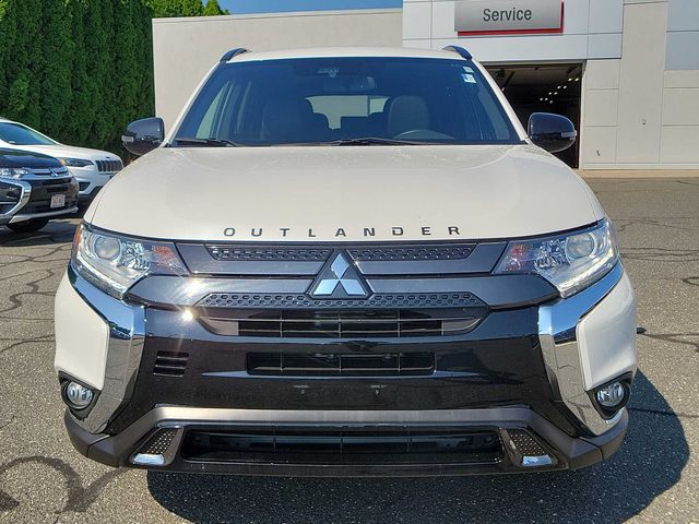 2020 Mitsubishi Outlander LE