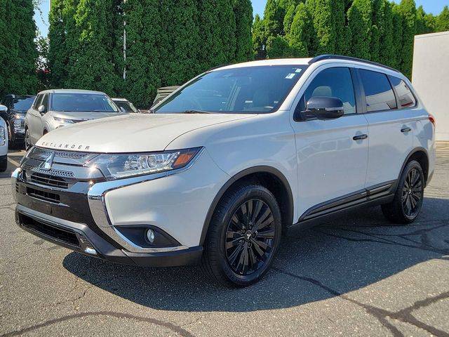 2020 Mitsubishi Outlander LE