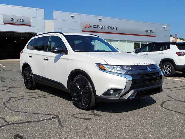 2020 Mitsubishi Outlander LE