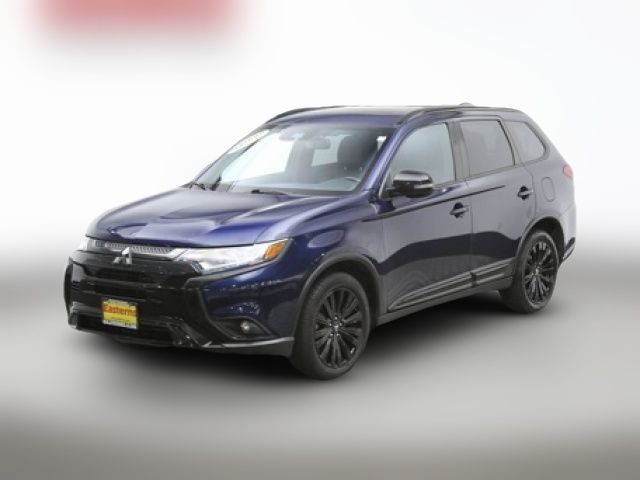 2020 Mitsubishi Outlander LE