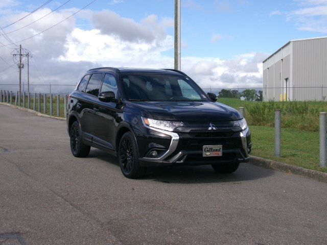 2020 Mitsubishi Outlander LE